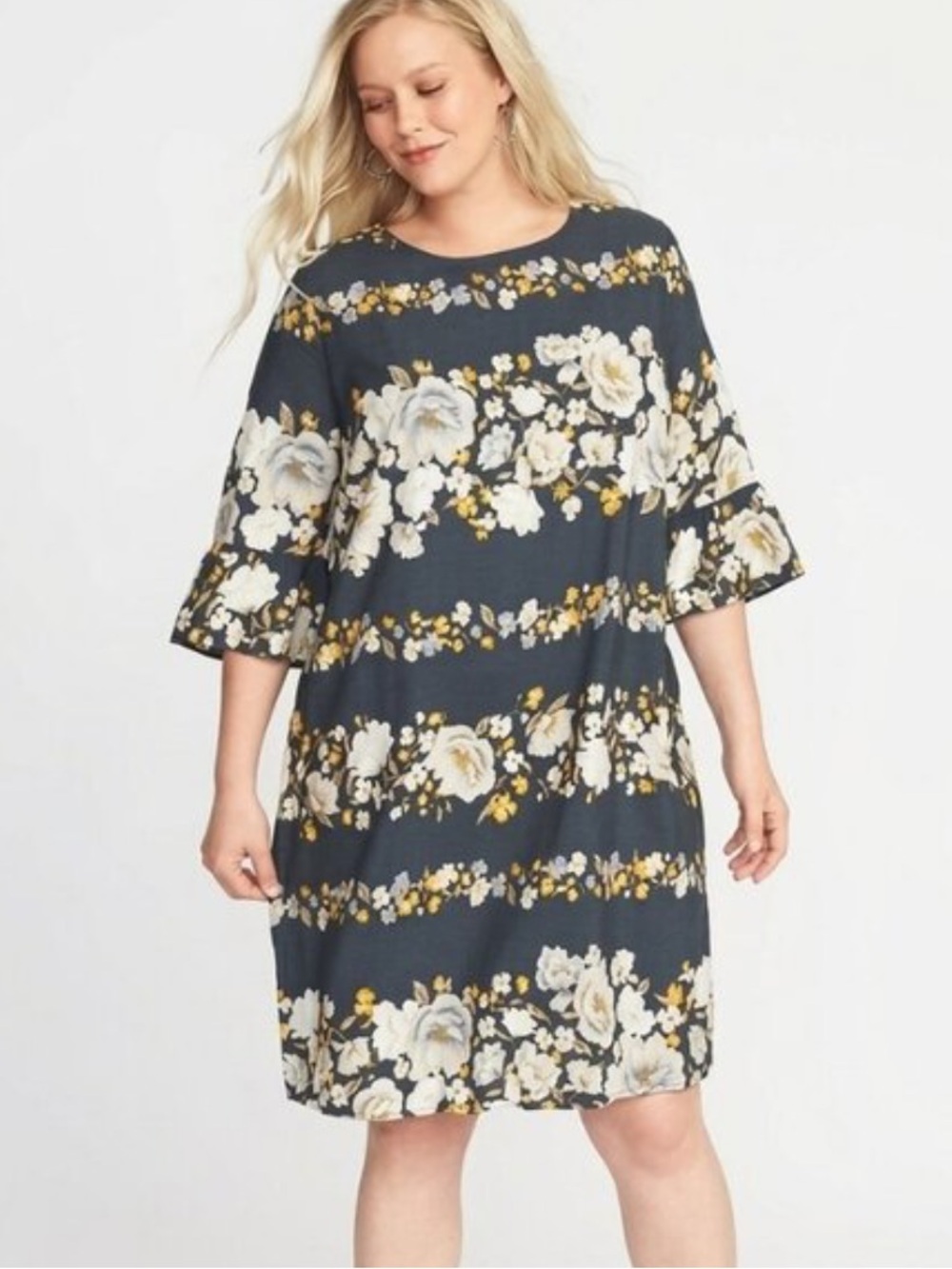 OLD NAVY Dark Grey Floral Shift Dress and 3/4 Bell Riffle Sleeve XL